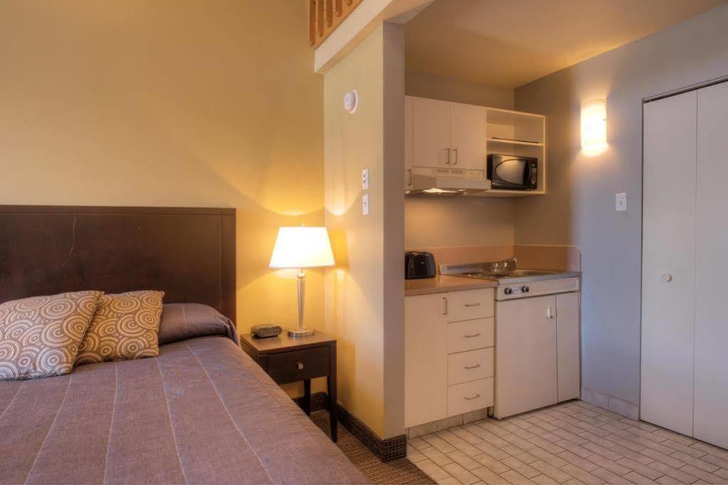 Hotel Vacances Tremblant Mont-Tremblant Exterior foto